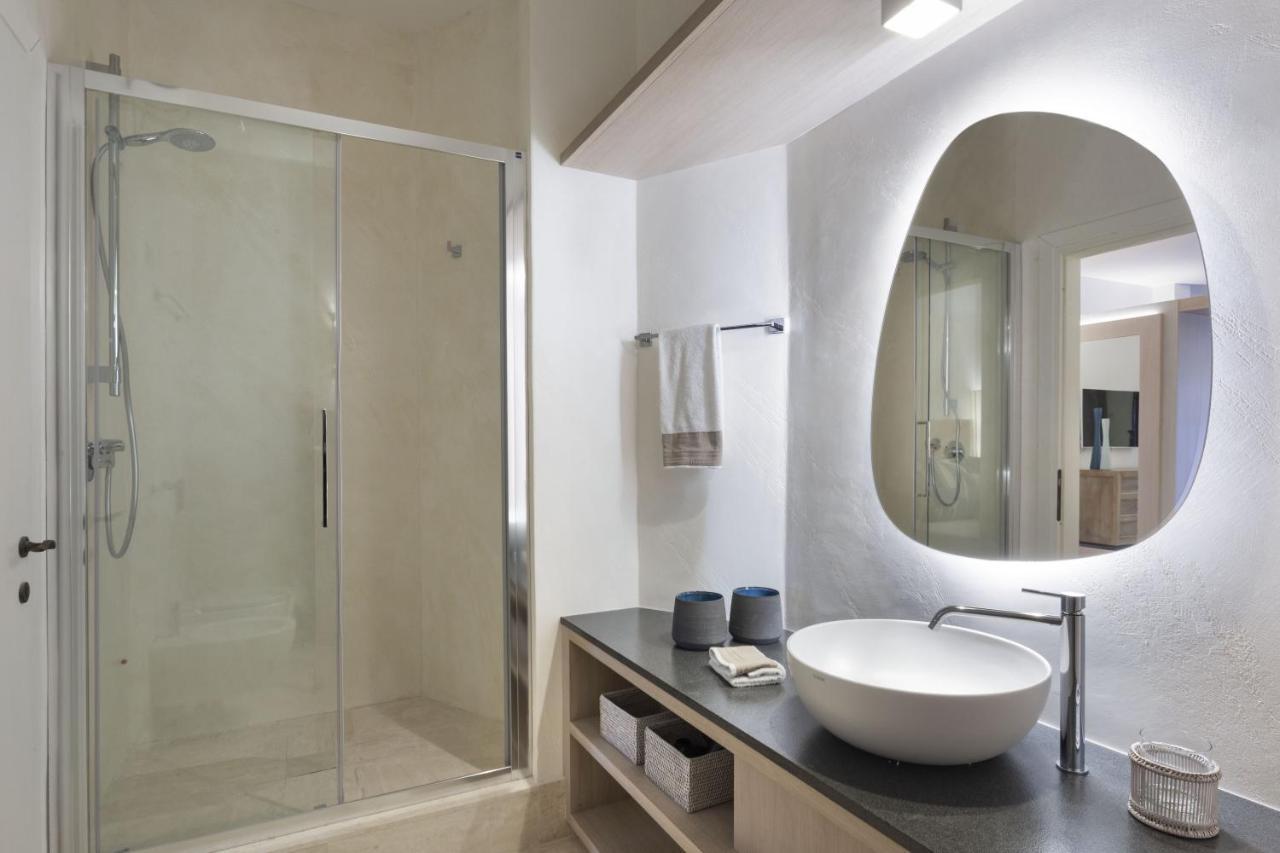 Le Suites Porto Cervo Exteriör bild