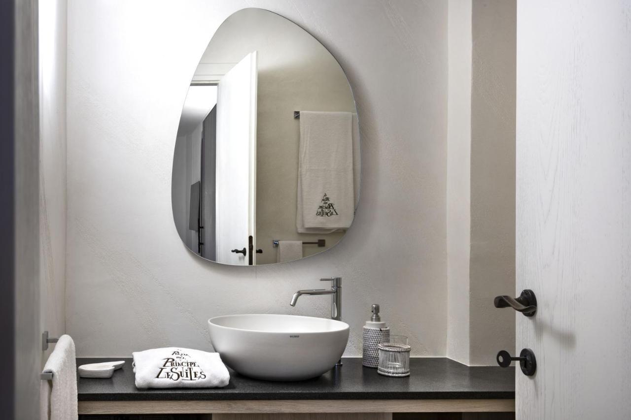 Le Suites Porto Cervo Exteriör bild