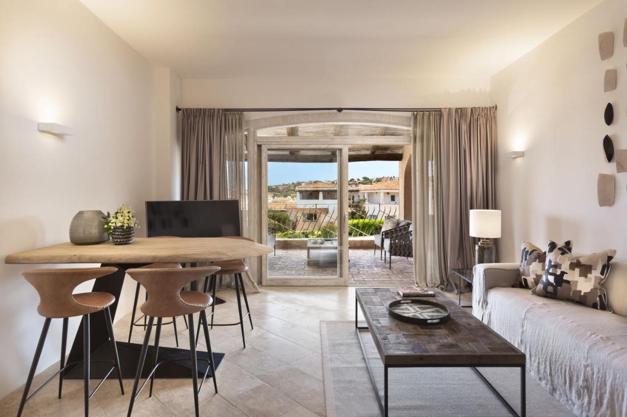 Le Suites Porto Cervo Exteriör bild
