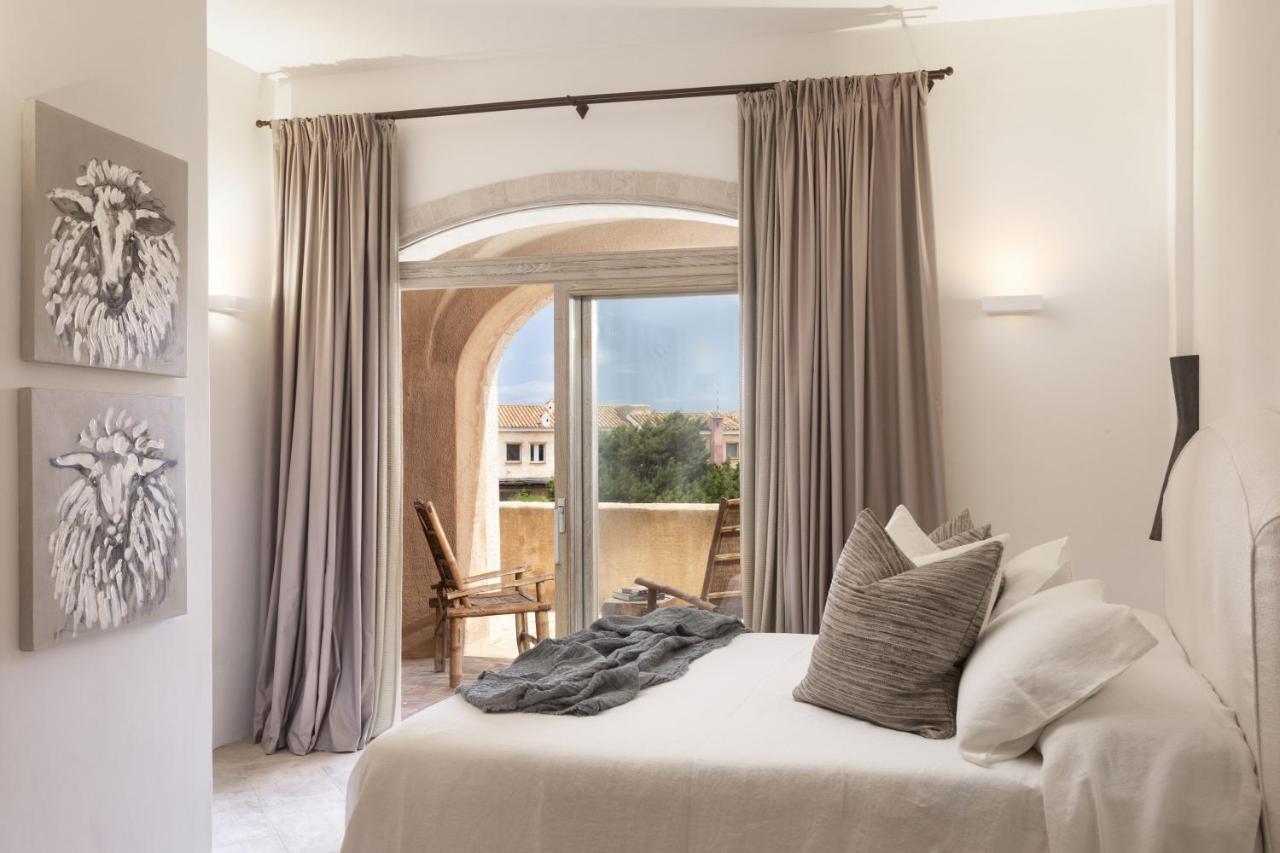 Le Suites Porto Cervo Exteriör bild